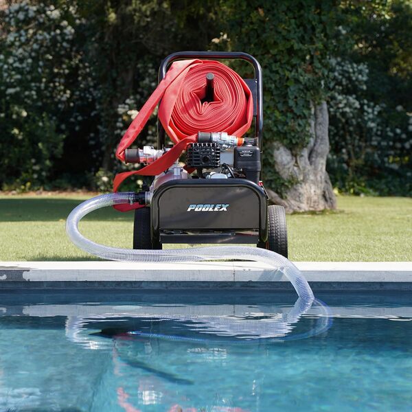 Pool Sam - Moto pompe de défense départ incendie de forêt Poolex - Capacité 16m3/h - Autonomie 4h - Distance tuyau 25m - Distance projection 25m - Moteur thermique 7CV - Bar Pression 7