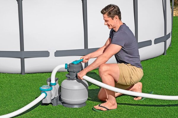 Bestway Pompe de Filtration à Sable pour Piscine Hors Sol 8 327 L - 55,5 cm x 44 cm x 60 cm - Gris/Vert