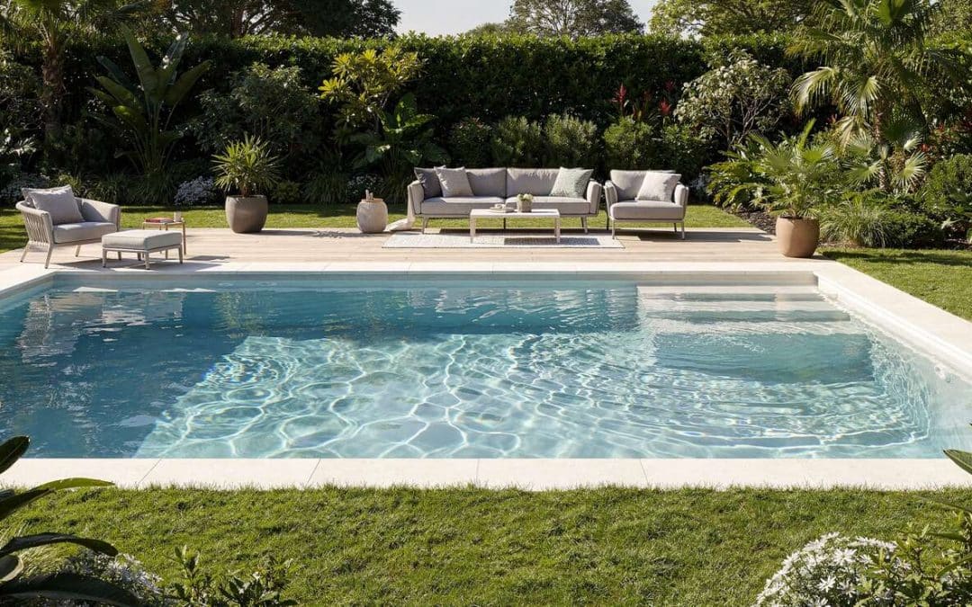 Modèles de piscines en coque polyester